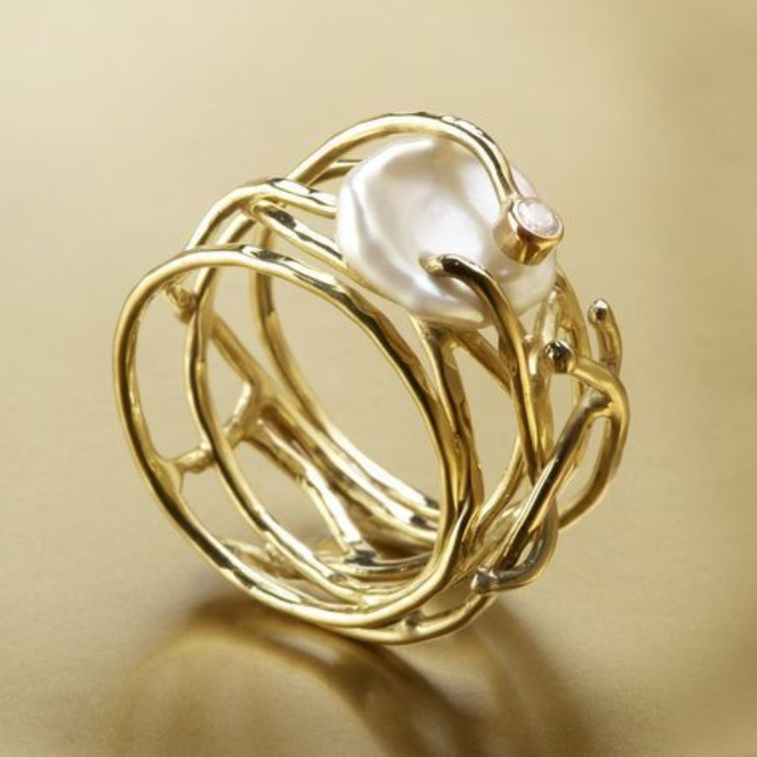 Elegant Pearl Twisted Gold Ring
