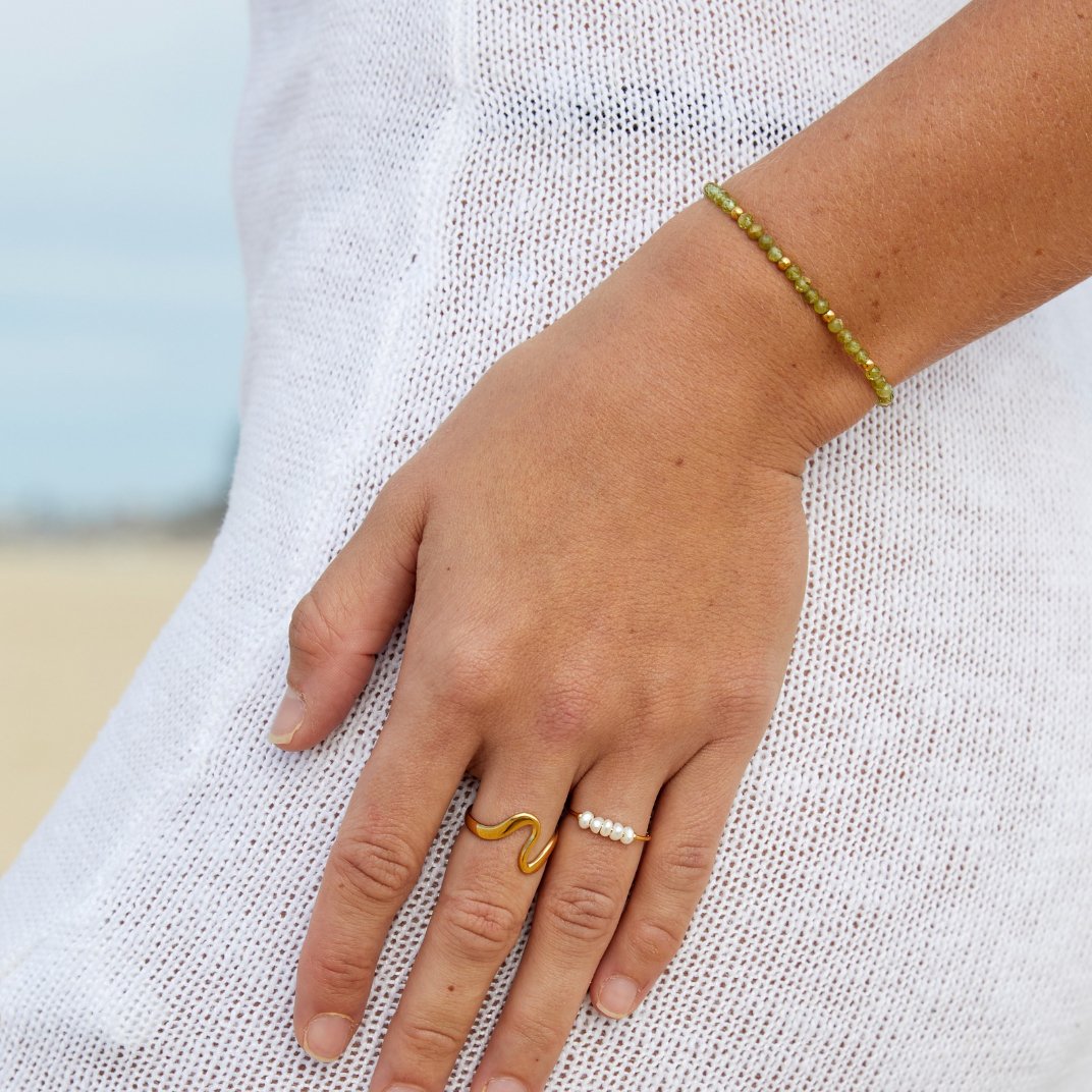 Pearly Charm Gold Ring