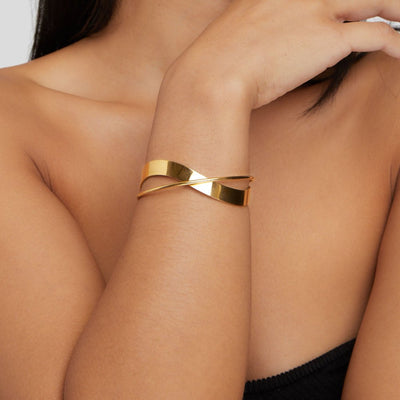 Aurelia Gold Bangle